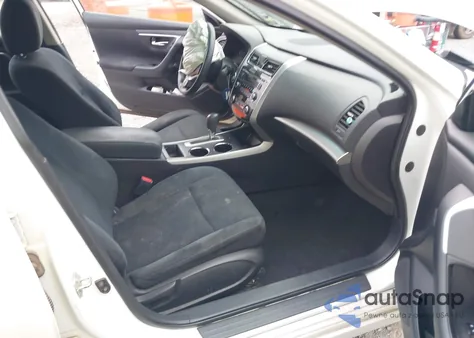 2015 Nissan Altima 2.5/2.5 S/2.5 Sl/2.5 Sv from USA, damaged, VIN 1N4AL3AP7FN382800